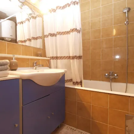 Apartment Rakovceva 1635 Pula